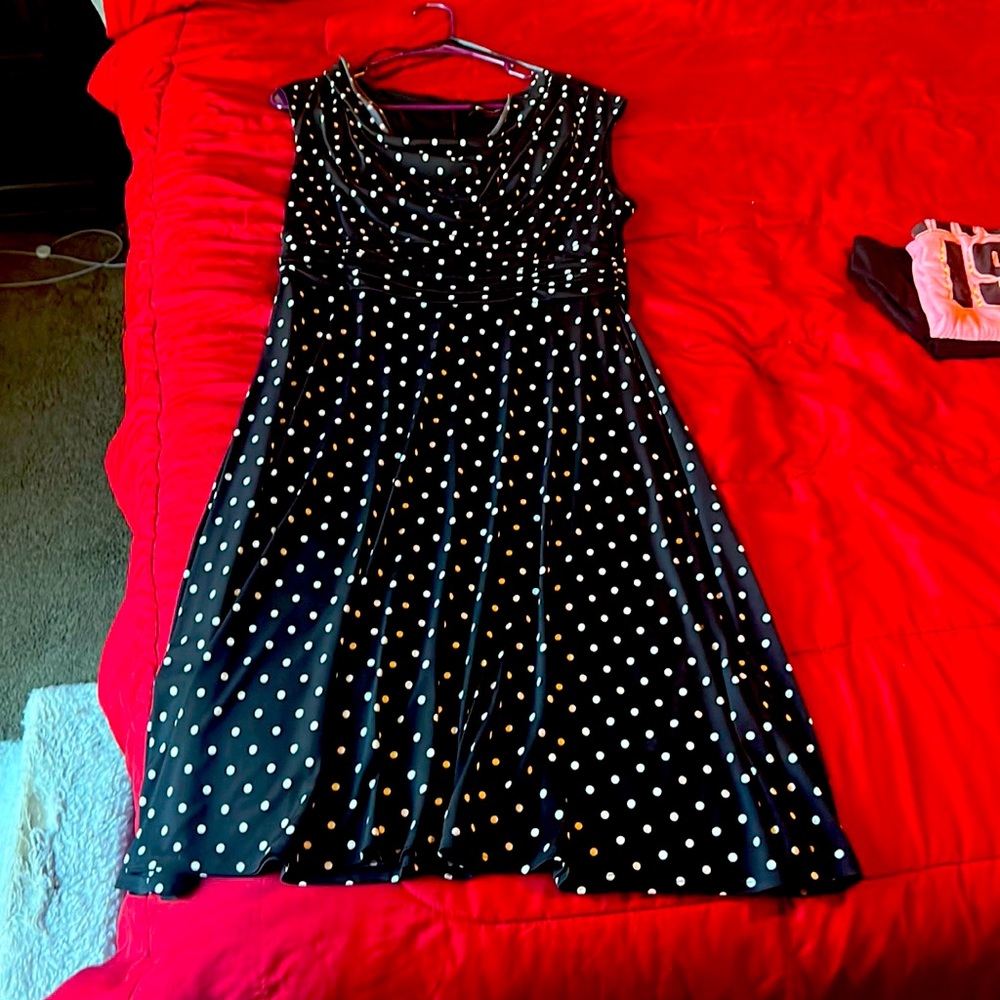 Black and white polkadot dress 👗